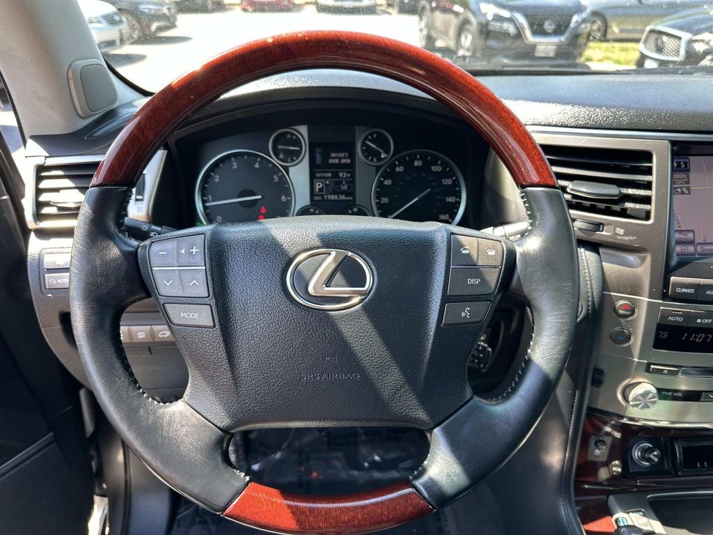 2014 Lexus LX 570