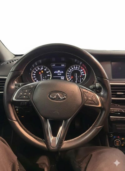 2018 INFINITI QX30 Base