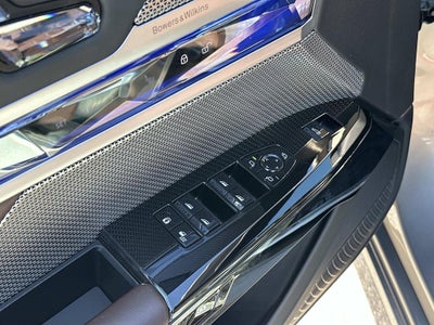 2023 BMW 7 Series 740i