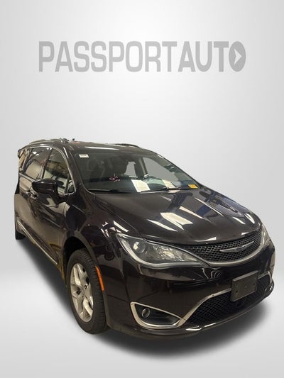2017 Chrysler Pacifica Touring L Plus