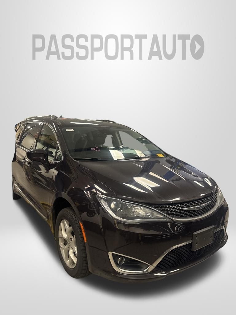 2017 Chrysler Pacifica Touring L Plus