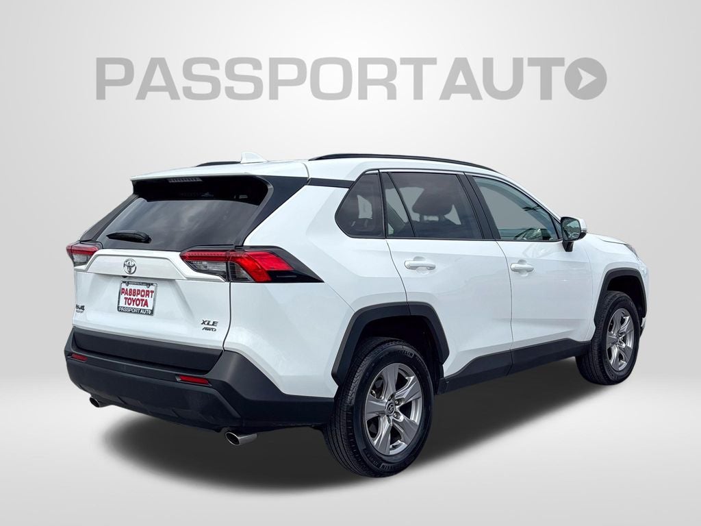 2025 Toyota RAV4 XLE