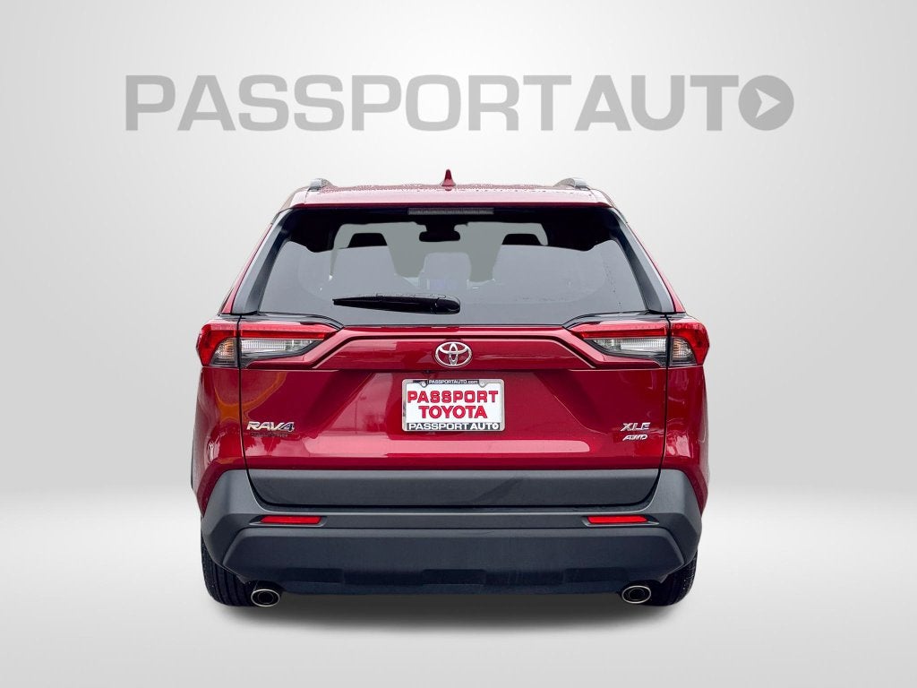 2025 Toyota RAV4 XLE