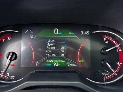 2025 Toyota RAV4 XLE