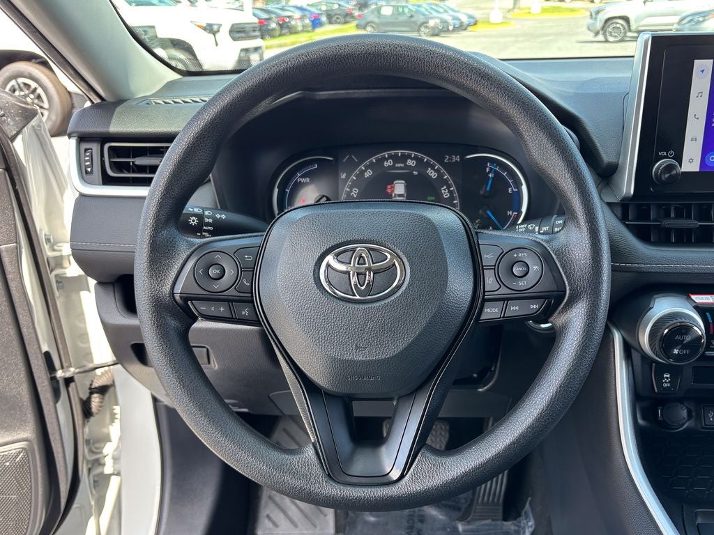 2025 Toyota RAV4 Hybrid XLE