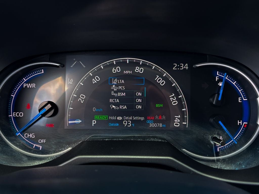 2025 Toyota RAV4 Hybrid XLE