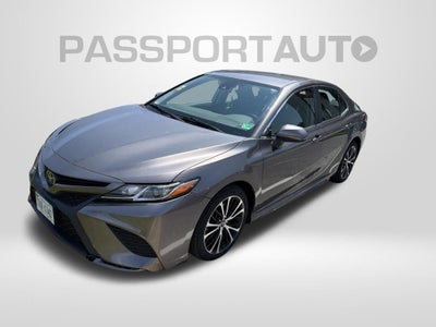 2020 Toyota Camry SE