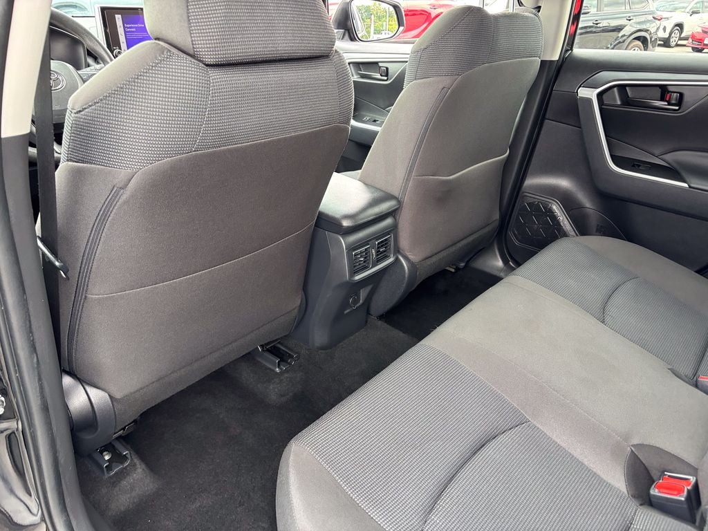 2025 Toyota RAV4 Hybrid LE