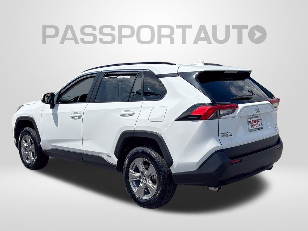 2025 Toyota RAV4 Hybrid LE