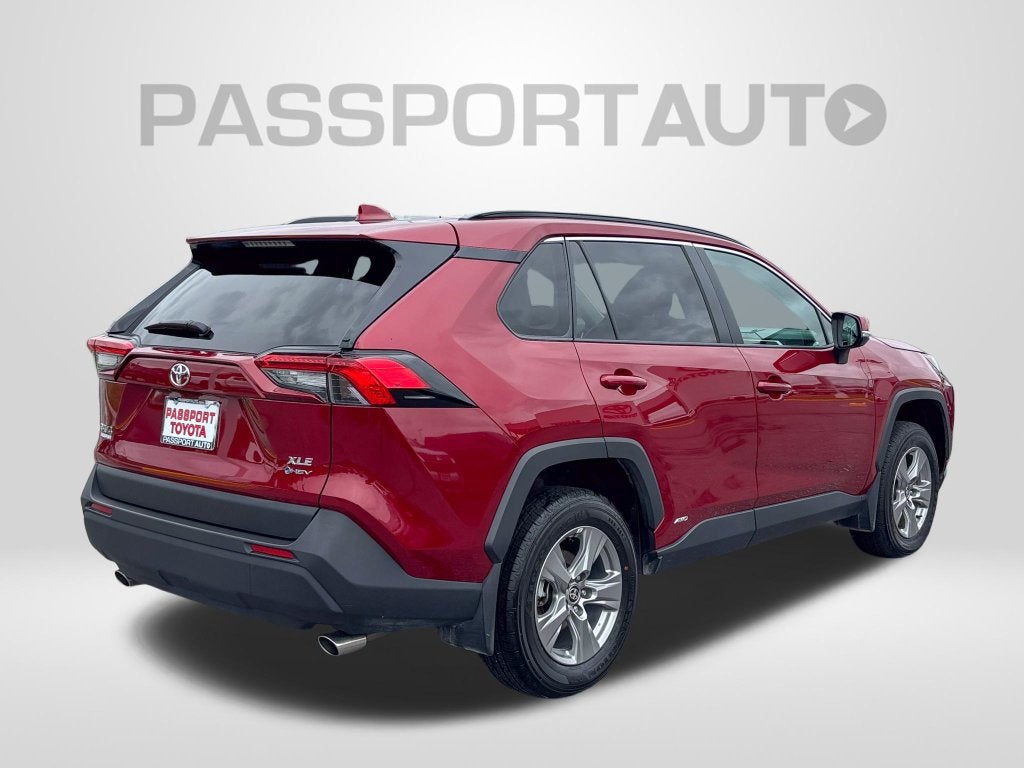 2025 Toyota RAV4 Hybrid XLE