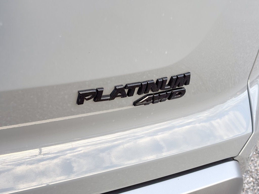 2022 Nissan Pathfinder Platinum