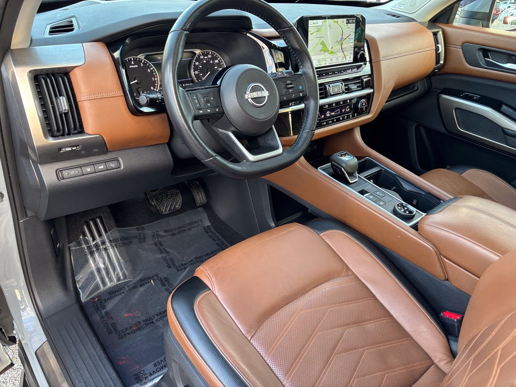 2022 Nissan Pathfinder Platinum