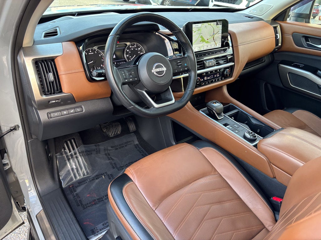 2022 Nissan Pathfinder Platinum