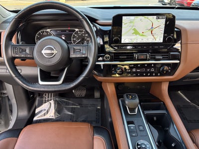 2022 Nissan Pathfinder Platinum