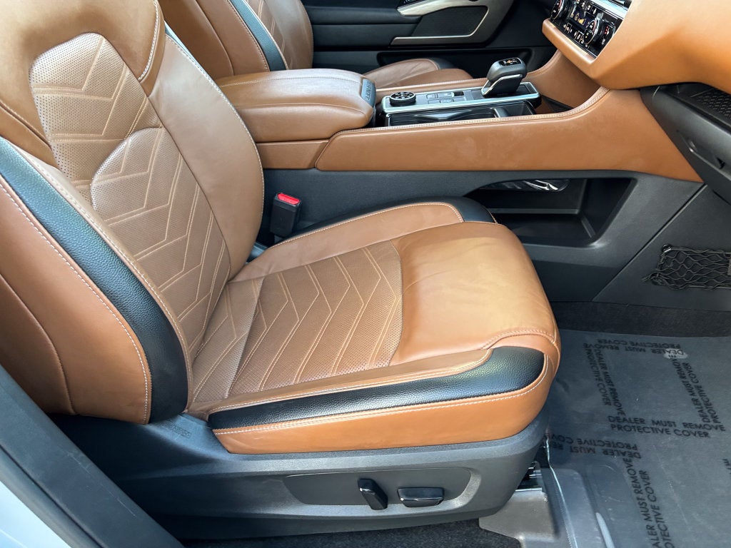2022 Nissan Pathfinder Platinum