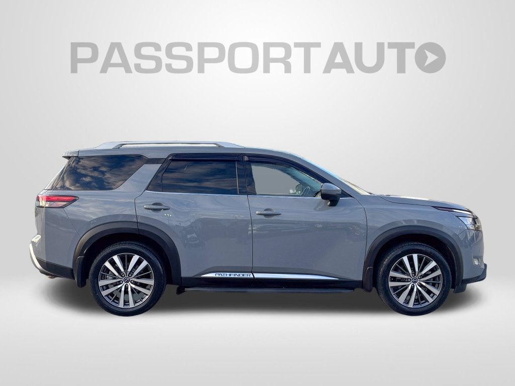 2022 Nissan Pathfinder Platinum