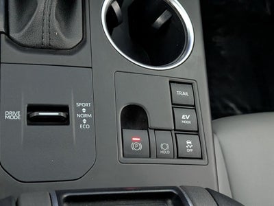 2023 Toyota Highlander Hybrid Bronze Edition