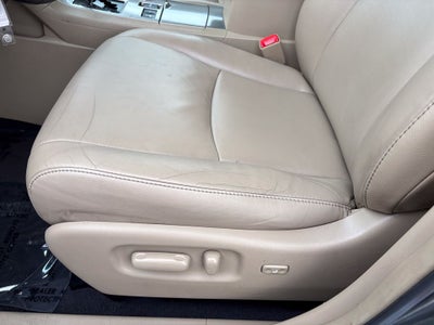 2013 Toyota Highlander SE