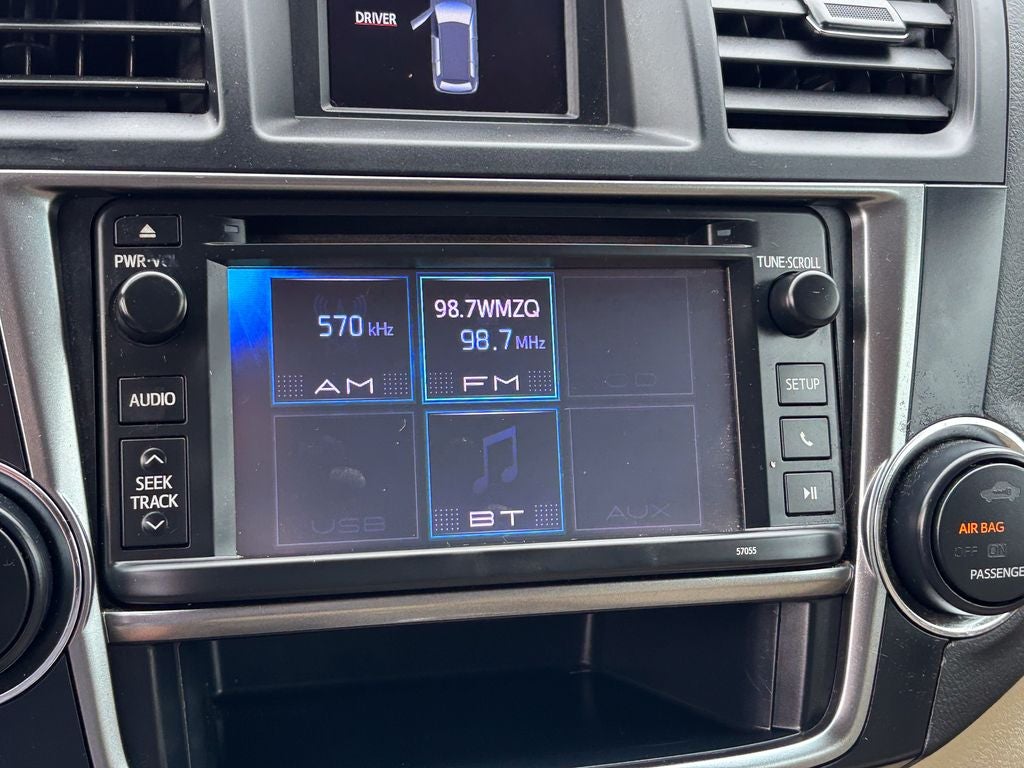 2013 Toyota Highlander SE