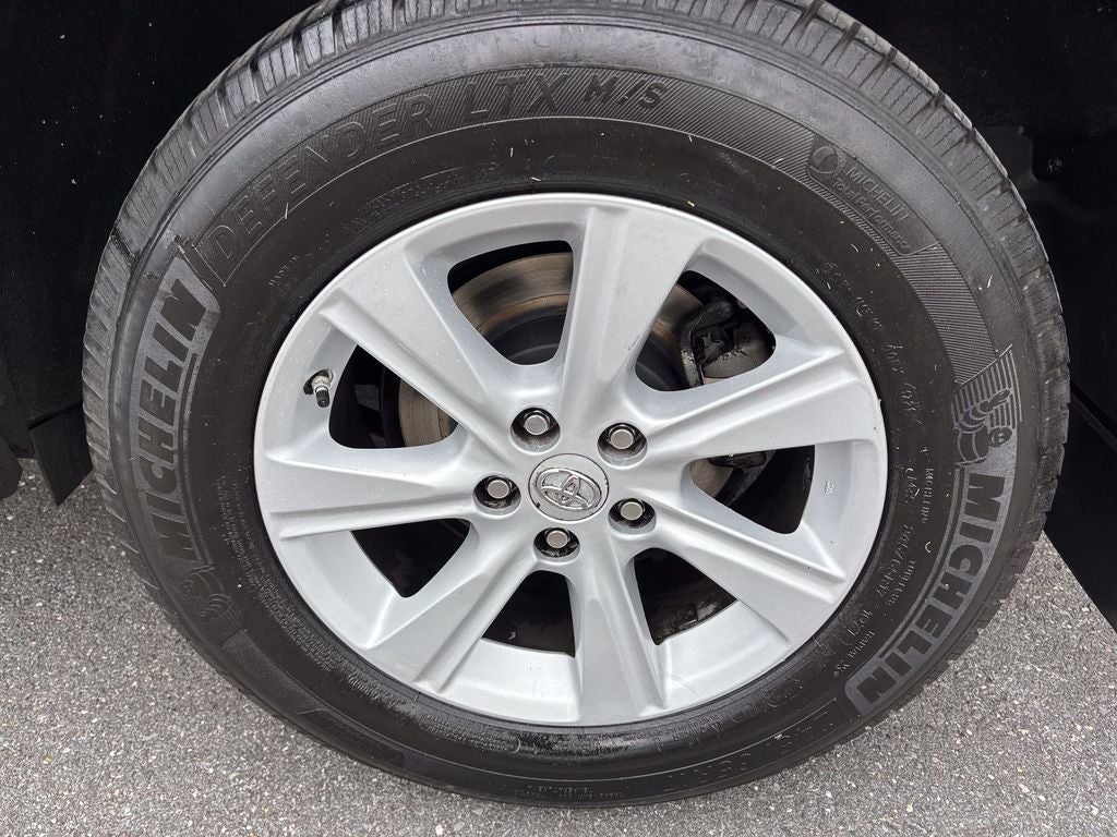 2013 Toyota Highlander SE