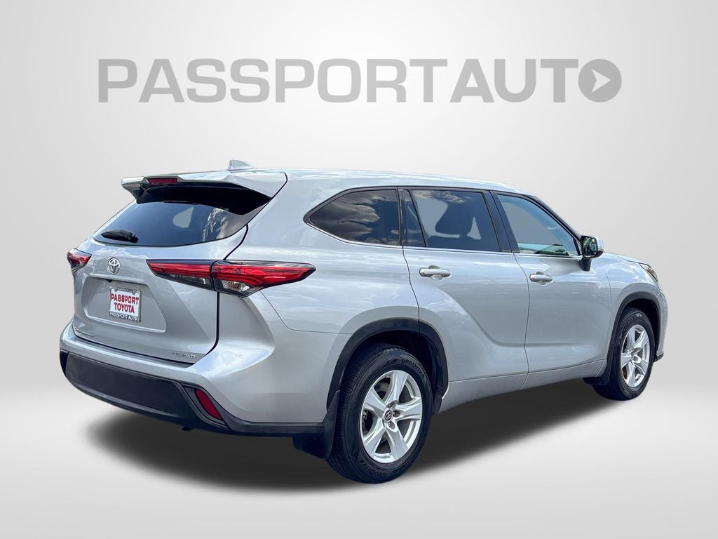 2021 Toyota Highlander LE