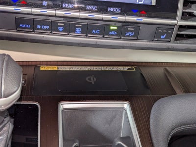 2021 Toyota Sienna XLE 8 Passenger