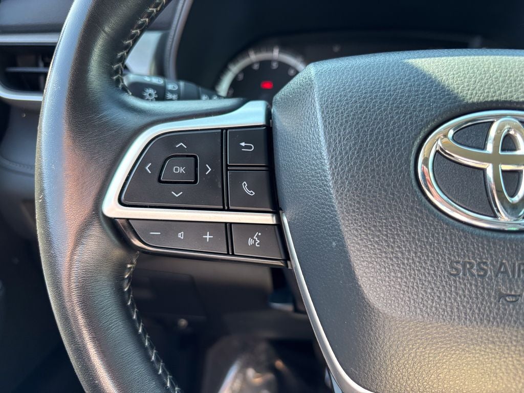 2025 Toyota Highlander LE