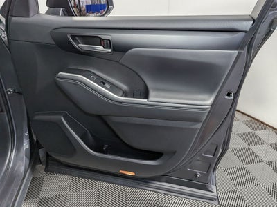 2025 Toyota Highlander XSE