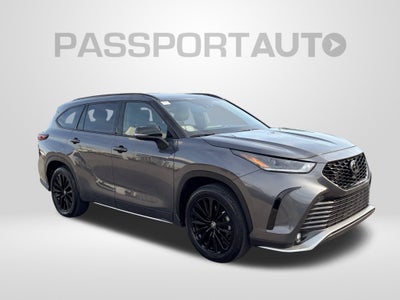 2025 Toyota Highlander XSE