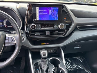2025 Toyota Highlander XSE