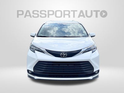 2026 Toyota Sienna XLE 8 Passenger