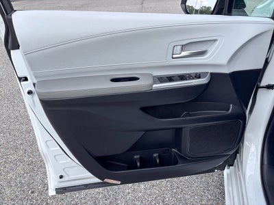 2026 Toyota Sienna XLE 8 Passenger