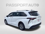 2026 Toyota Sienna XLE 8 Passenger