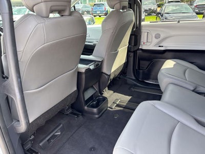 2026 Toyota Sienna XLE 8 Passenger