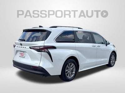 2026 Toyota Sienna XLE 8 Passenger