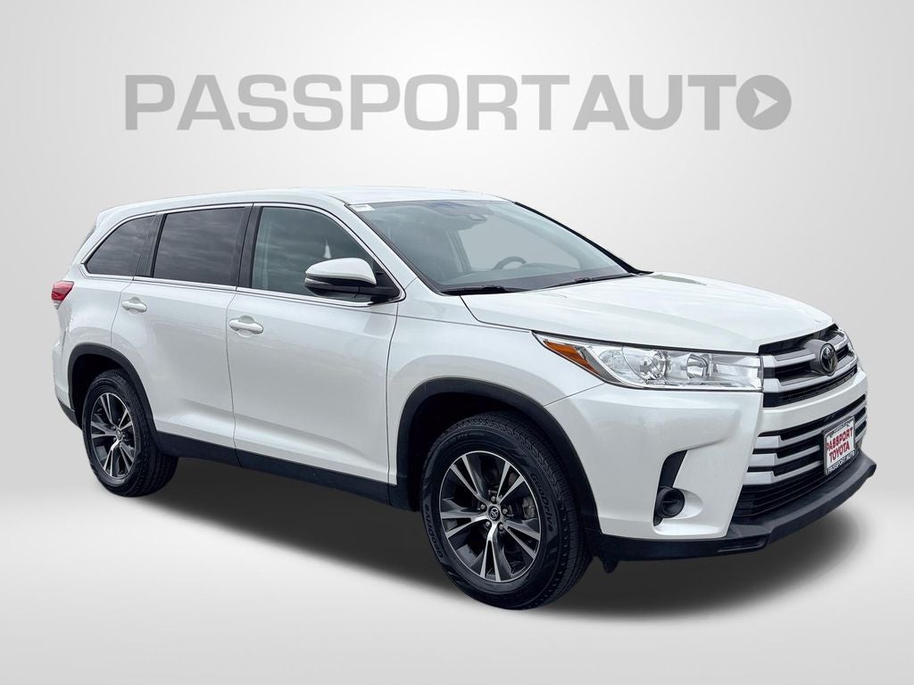 2019 Toyota Highlander LE