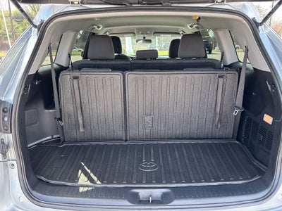 2016 Toyota Highlander LE