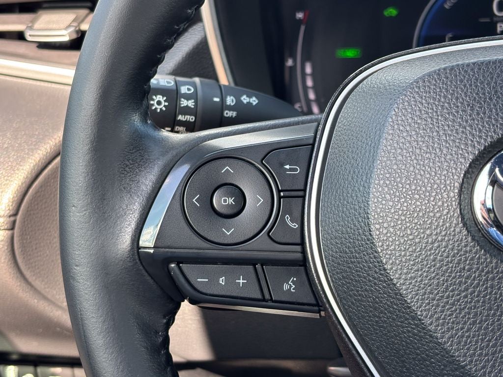 2023 Toyota Corolla Cross Hybrid XSE