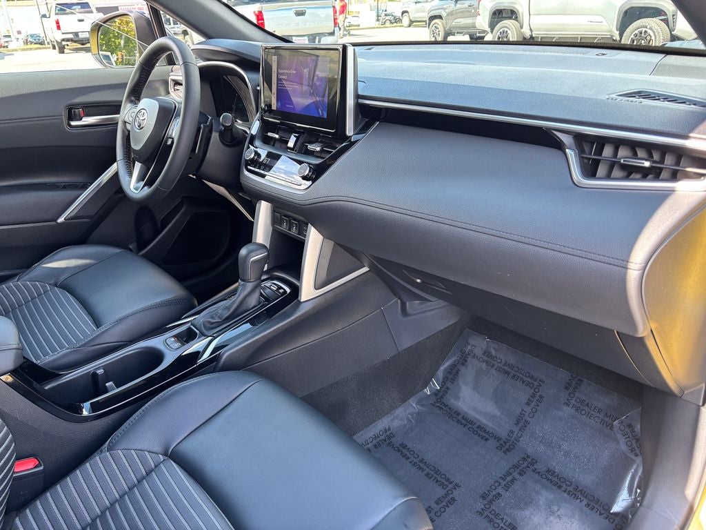 2023 Toyota Corolla Cross Hybrid XSE