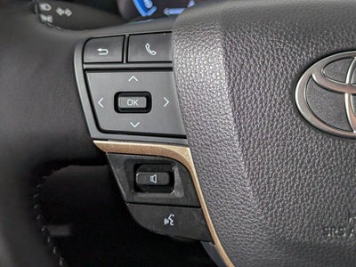 2025 Toyota Crown Signia XLE