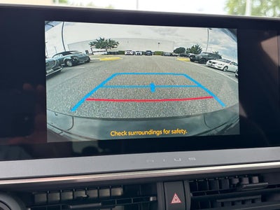 2025 Toyota Prius XLE