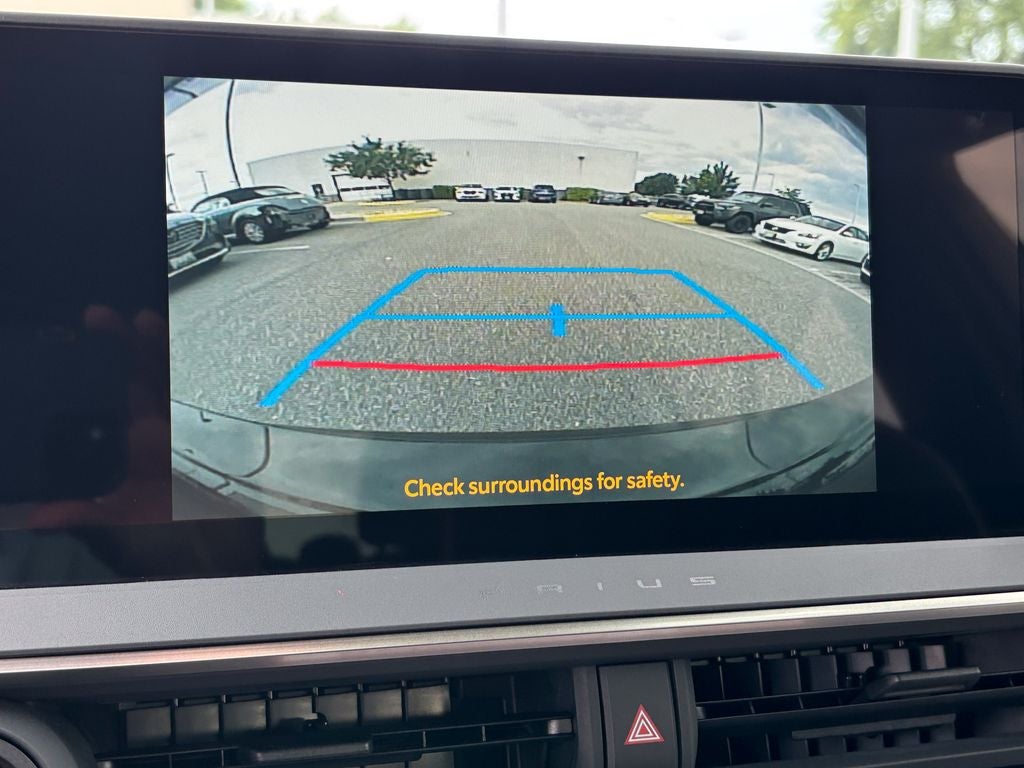 2025 Toyota Prius XLE