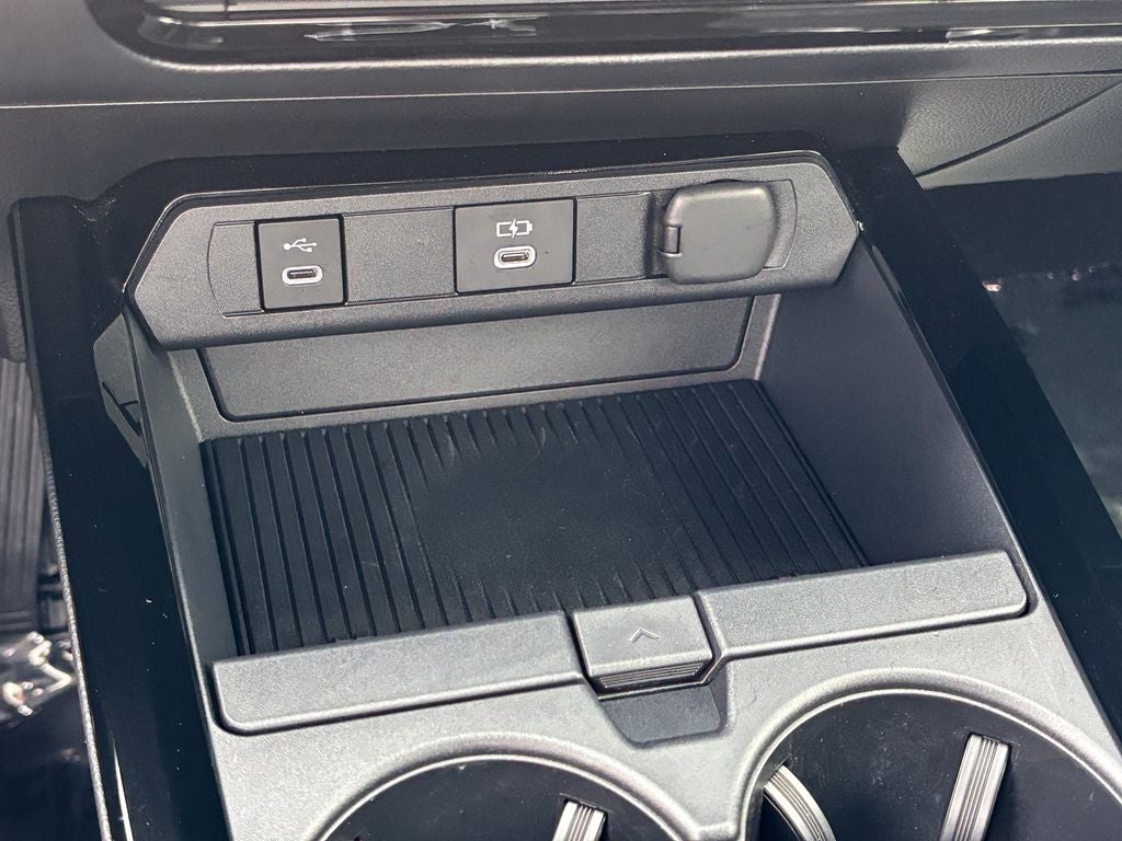 2025 Toyota Prius XLE