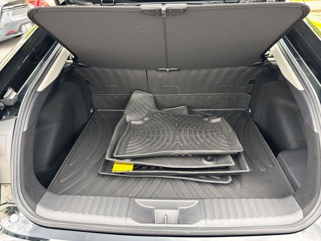 2025 Toyota Prius XLE