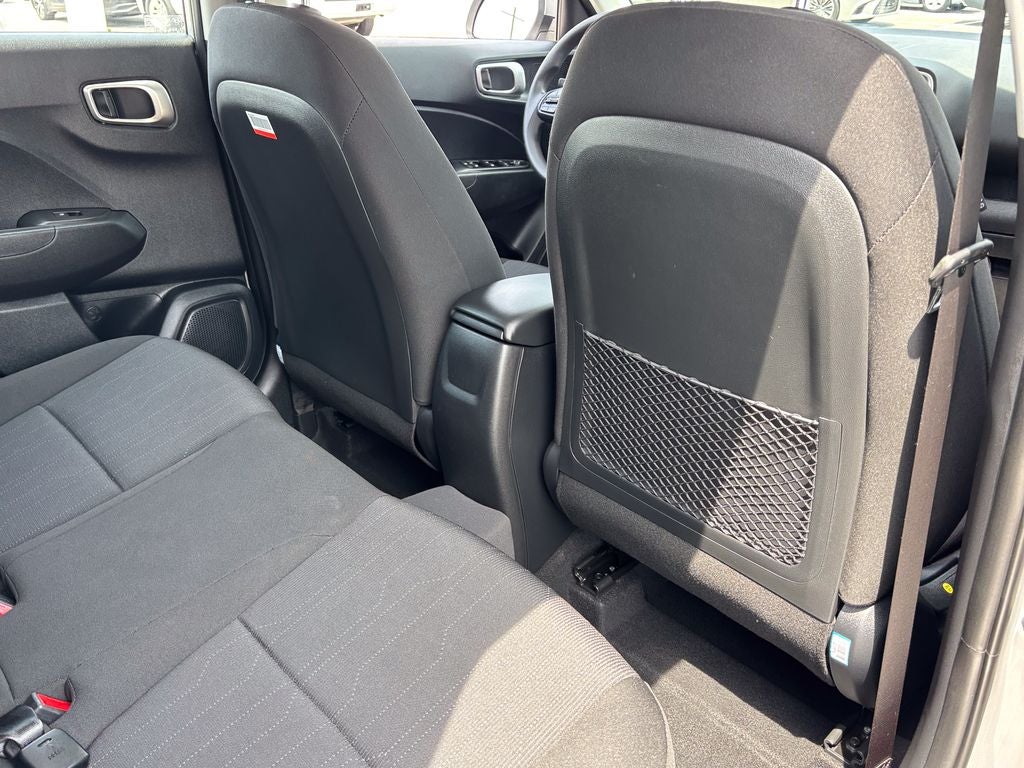 2025 Hyundai Venue SE