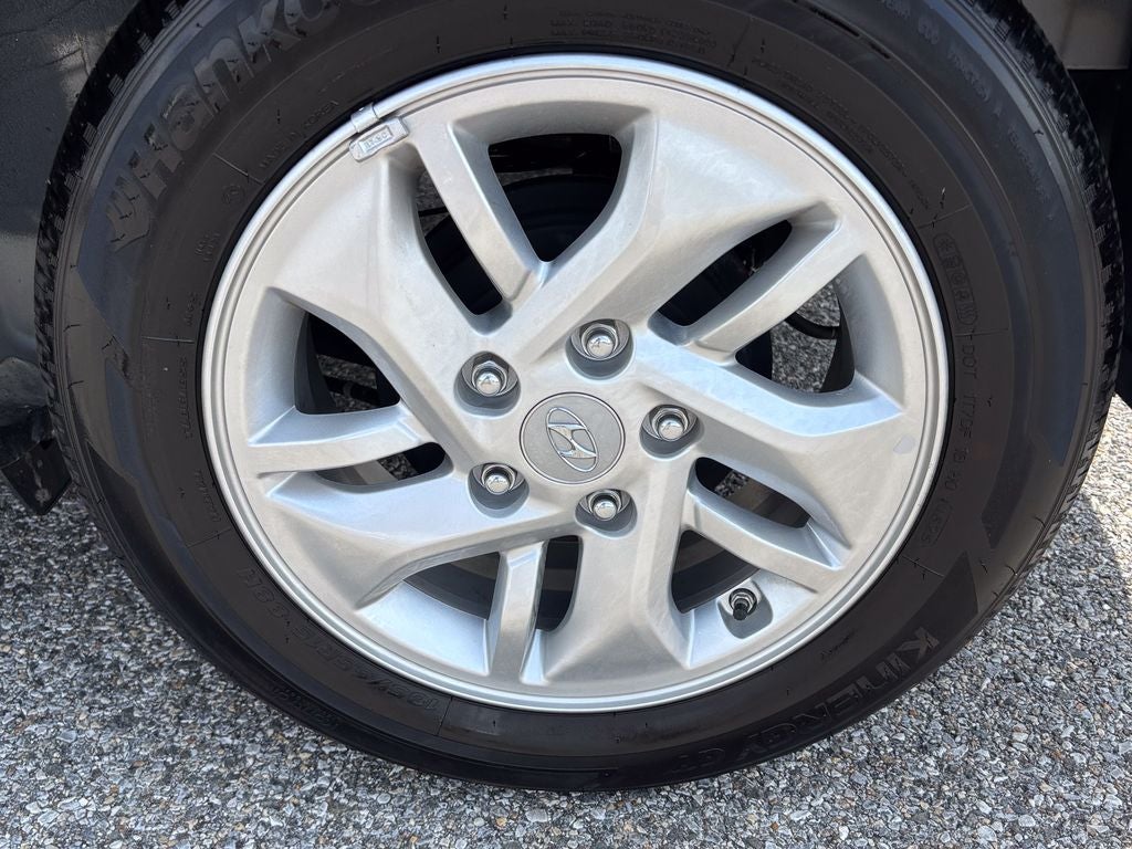 2025 Hyundai Venue SE