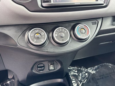 2015 Toyota Yaris LE